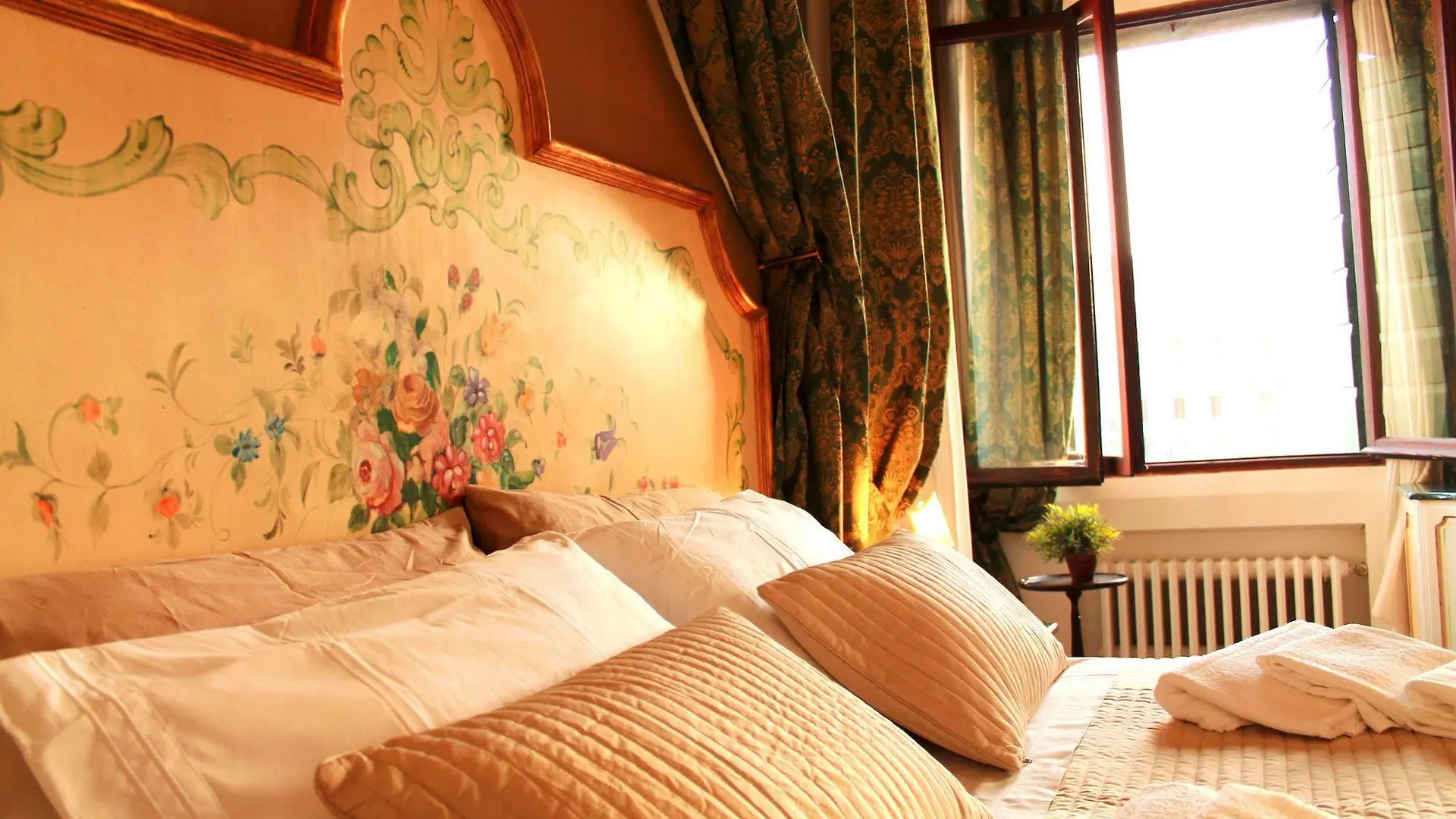The Charm Suites Venice 0*,