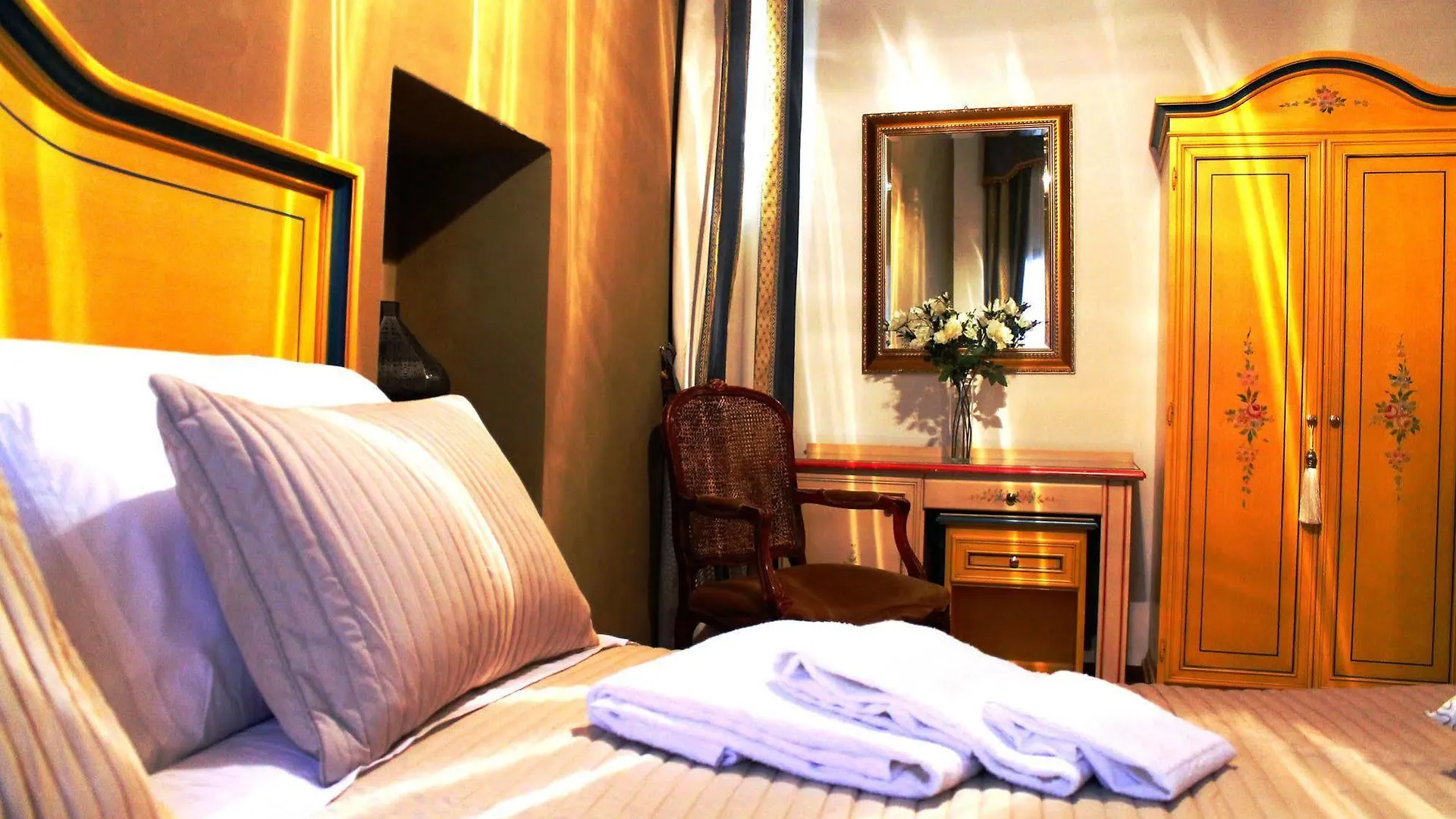 The Charm Suites Venice